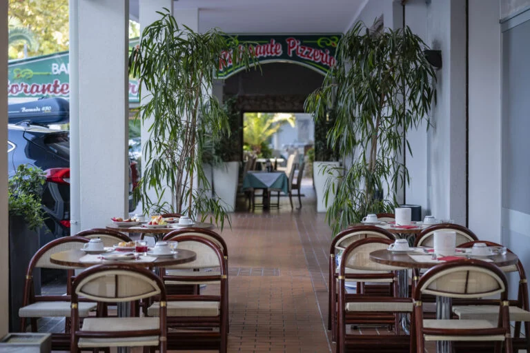 Colazione Aparthotel Pineda